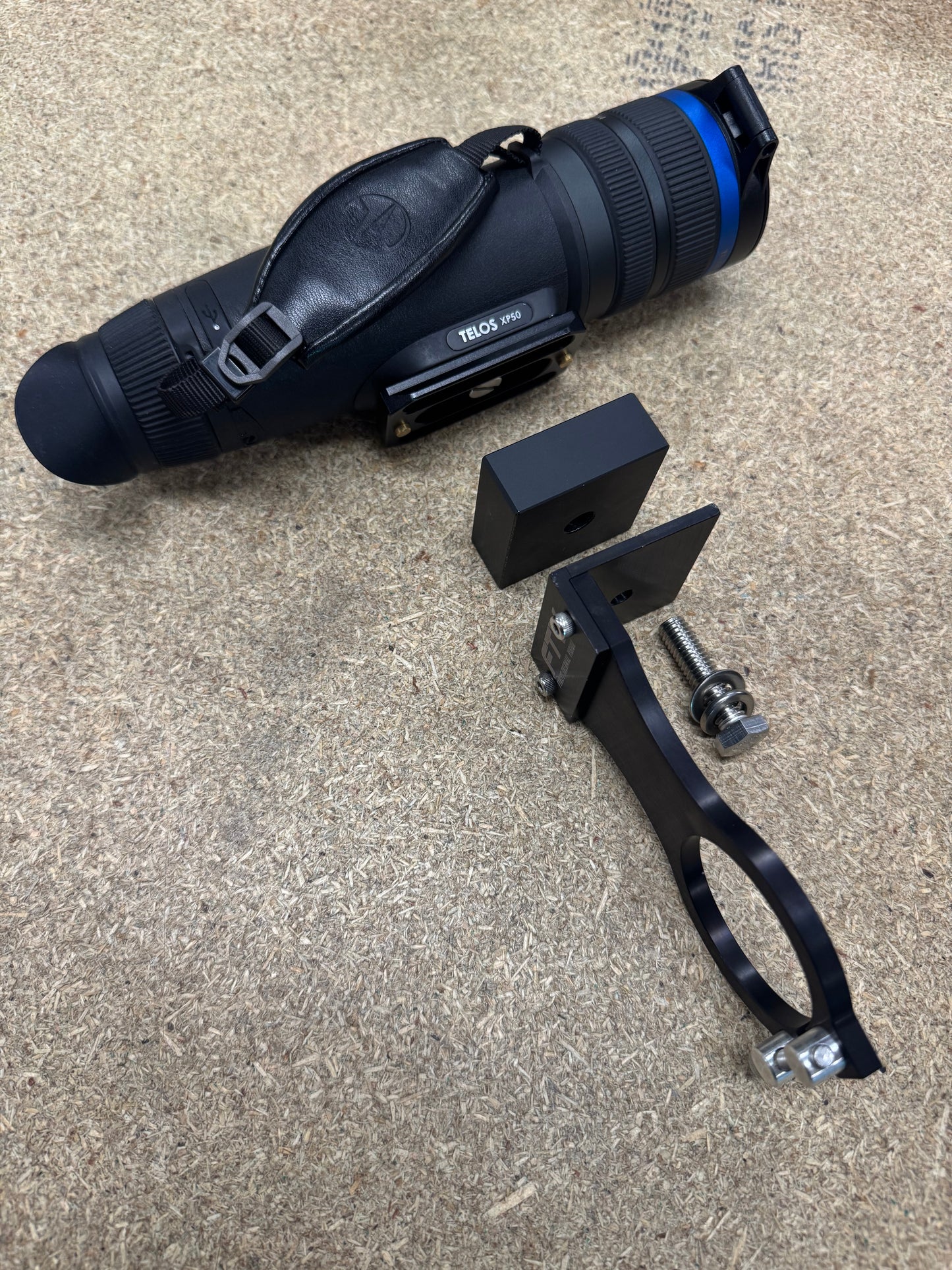 QUICK DETACH CUSTOM BOLT + SPACER SUIT FYRLYT BRACKET