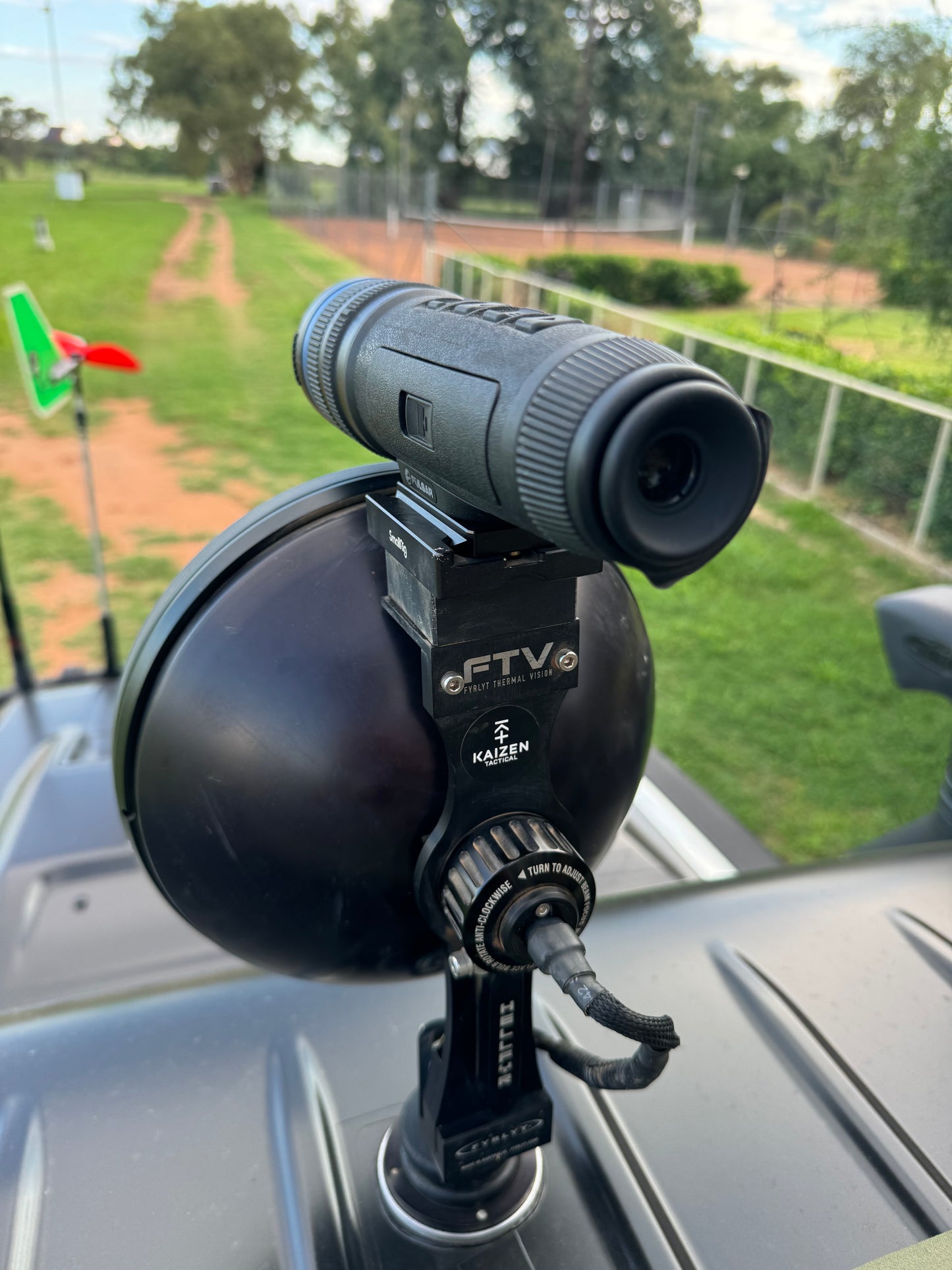 Fyrlyt Hellfyr 12000 Remote Mounted Spotlight Kit