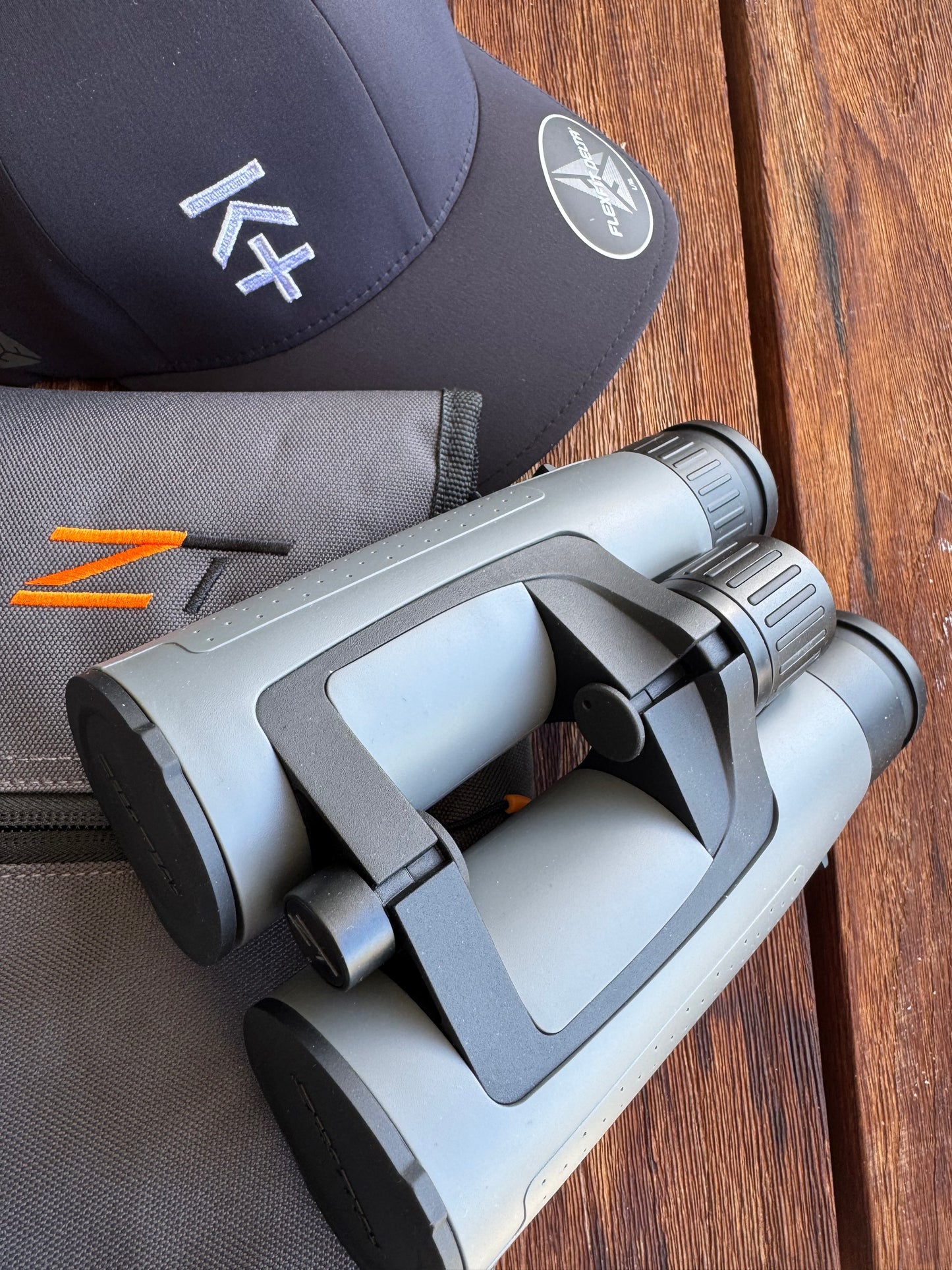 ZT THRIVE HD 10X42 ED BINO ZeroTech Binocular