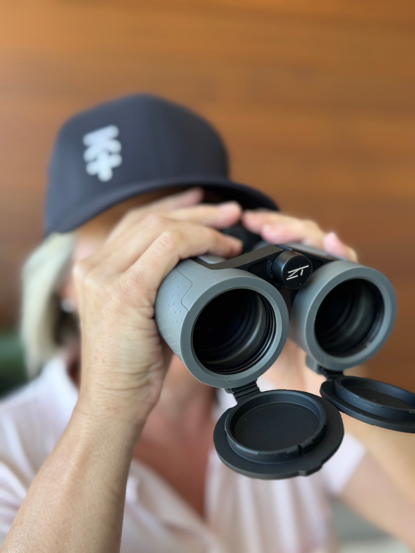 ZT THRIVE HD 10X42 ED BINO ZeroTech Binocular